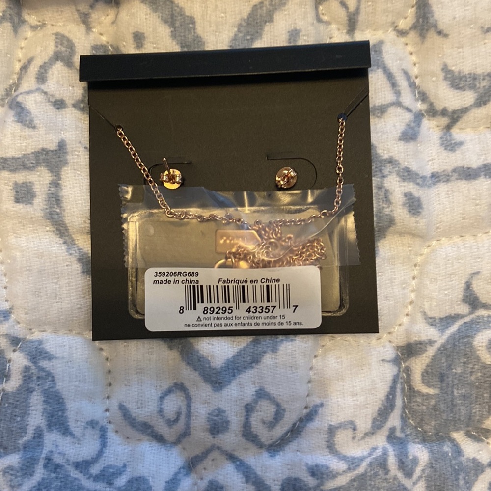 Coach Tea Rose Set - Picture 2 of 2